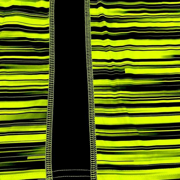 Tek Gear Boy's Training Athletic Shorts Performance Highlight Med 10-12 Small 8 - Picture 2 of 4